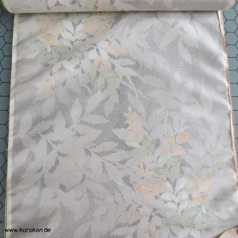 Blätter Kasuri Tsumugi Kimono Seide