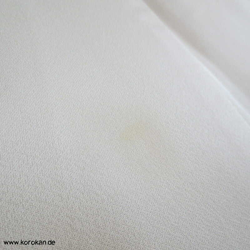 goldene Nebel Blumenstickerei Homongi Seidencrepesatin Kimono