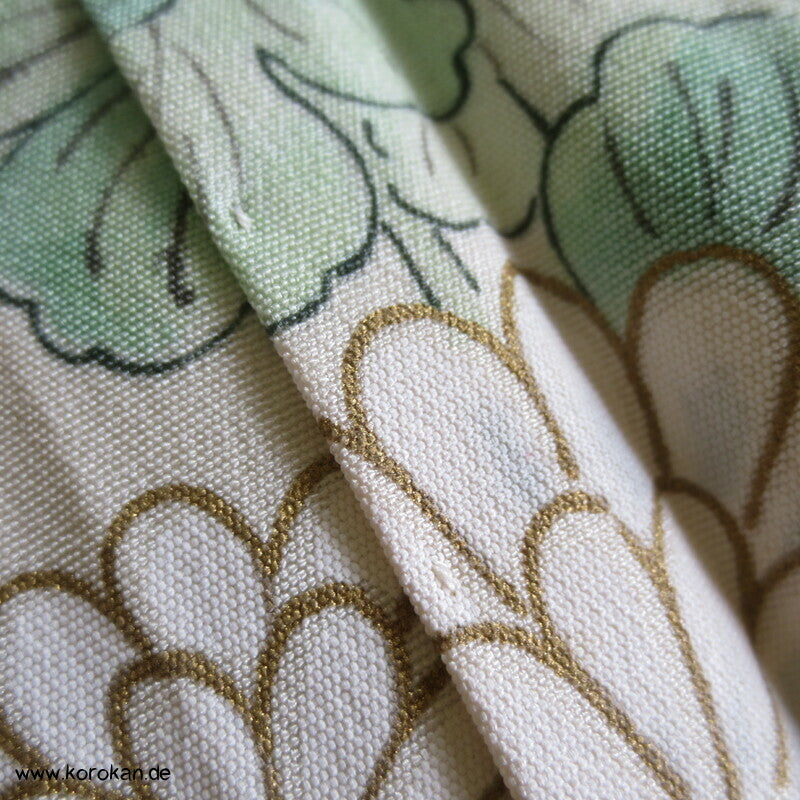 weiße Chrysanthemen Hitoe Kimono Seidencrepe