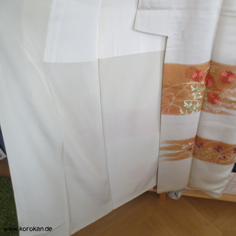 goldene Nebel Blumenstickerei Homongi Seidencrepesatin Kimono