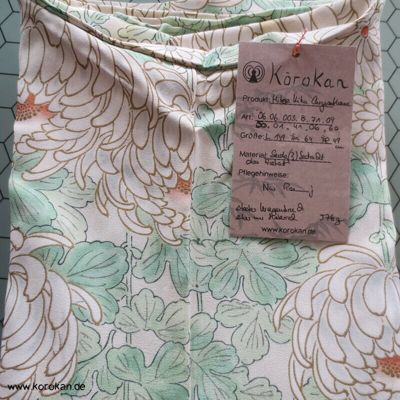 weiße Chrysanthemen Hitoe Kimono Seidencrepe