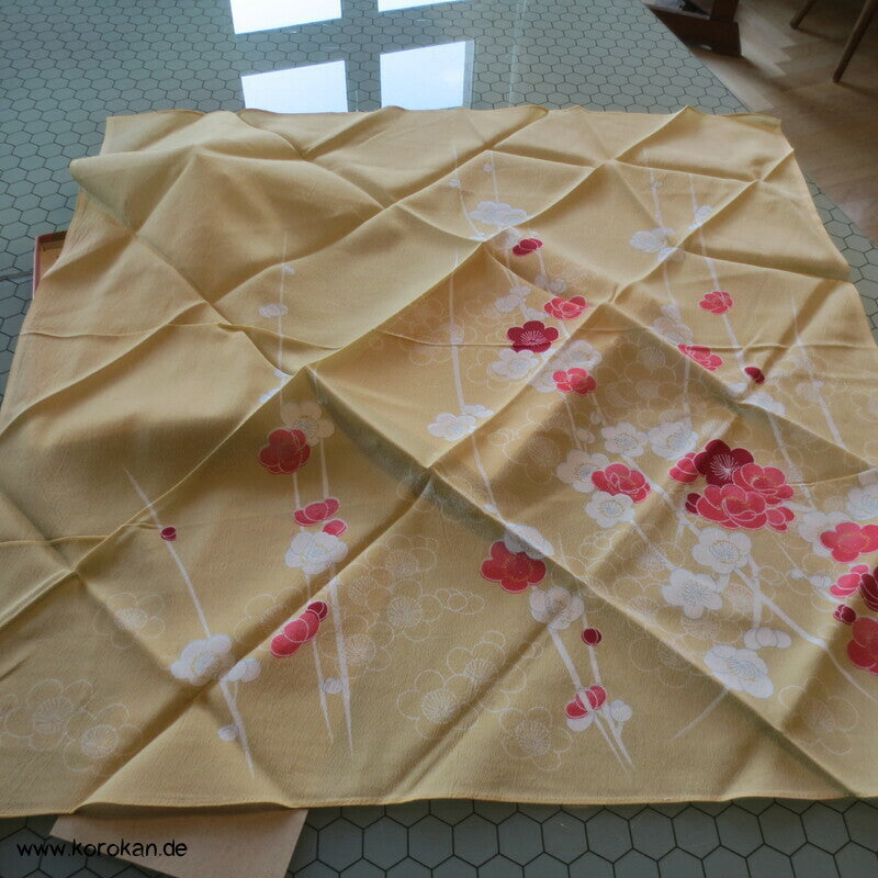 Furoshiki Ume in Pappbox
