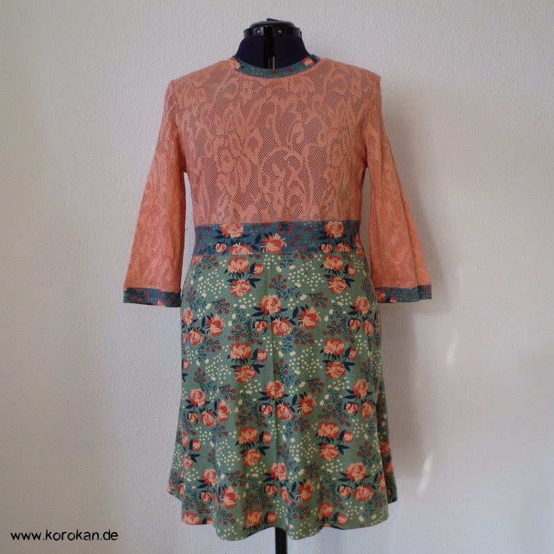 Kombikleid Baumwollspitzenjersey / Blüten