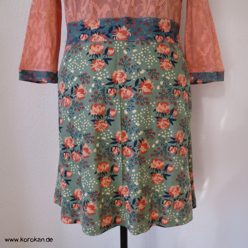 Kombikleid Baumwollspitzenjersey / Blüten