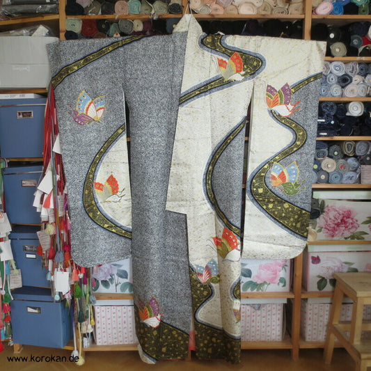 Schmetterlinge auf Milchstraße Furisode