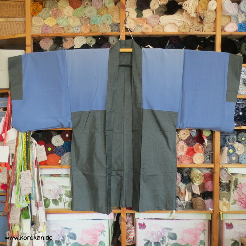 hellblau - beige Kasuri Tsumugi Haori, Flößermotiv