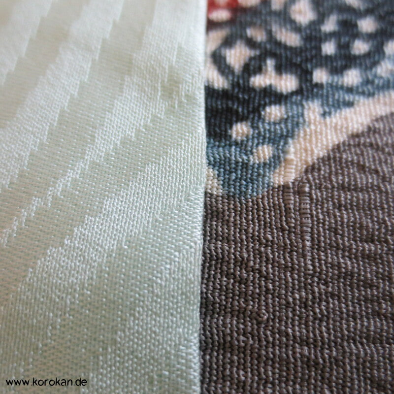 grau - bunt bedruckte Tsumugi Seide Haori Kimono Jacke, mit Himo