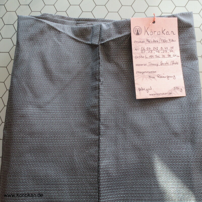 hellblau - beige Kasuri Tsumugi Haori, Flößermotiv