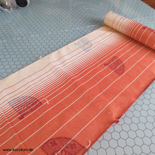 Fächer auf Streifen Kasuri Tsumugi Kimono Seide