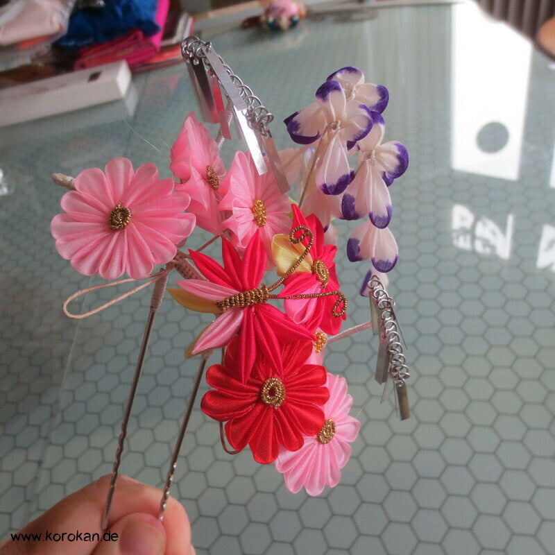 japanische Kanzashi Haarnadel Blüten mit Schmetterling und Hänge Birra Birra