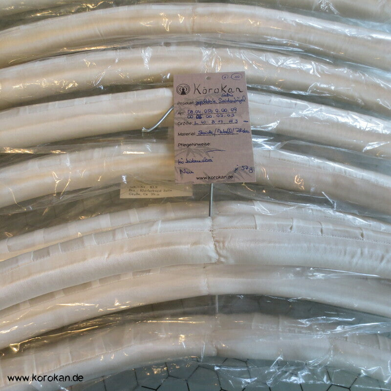 gepolsterte Seidensatin Kleiderbügel