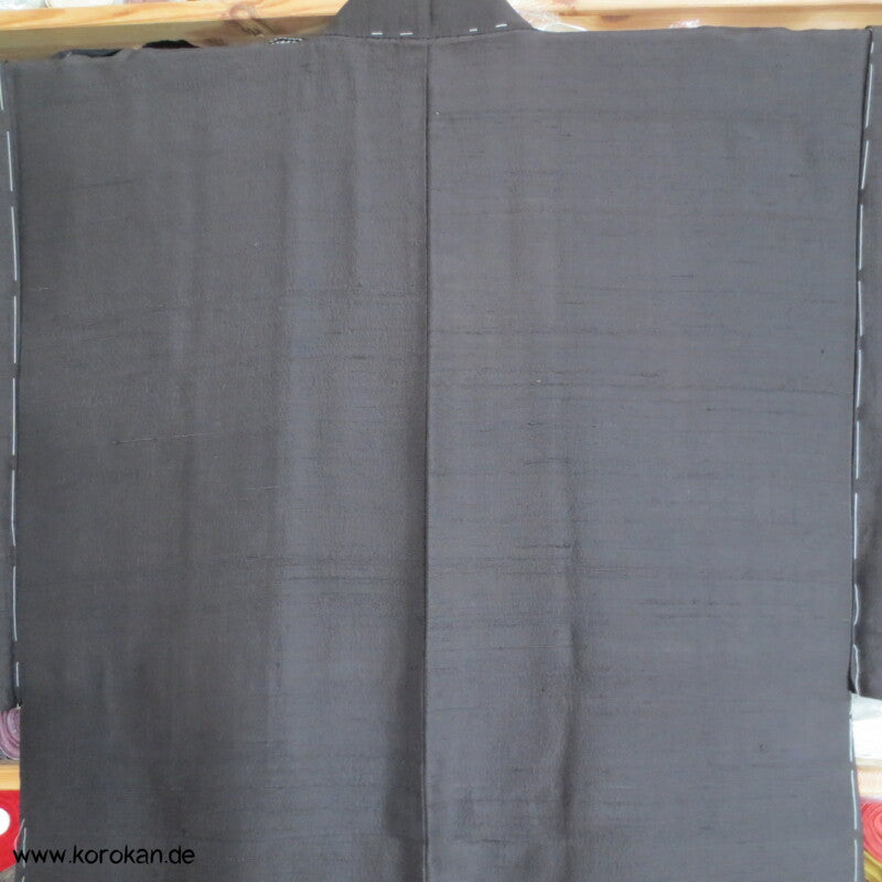 dunkelbrauner Tsumugi Seiden Haori