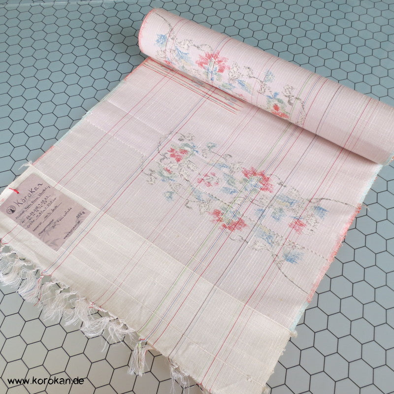 Blüten, Schmetterlinge Kasuri Tsumugi Kimono Seide