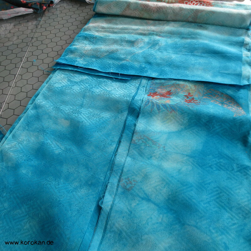 Sayagata Rinzu Damast Seide, Stickerei, Furisode Araihari Stoffstücke, überfärbt