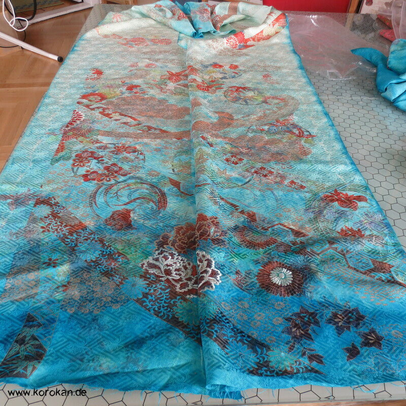 Sayagata Rinzu Damast Seide, Stickerei, Furisode Araihari Stoffstücke, überfärbt