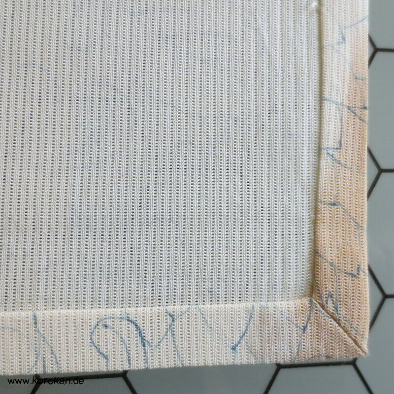 zartblaue Chrysanthemen Hitoe Rho Seiden Kimono
