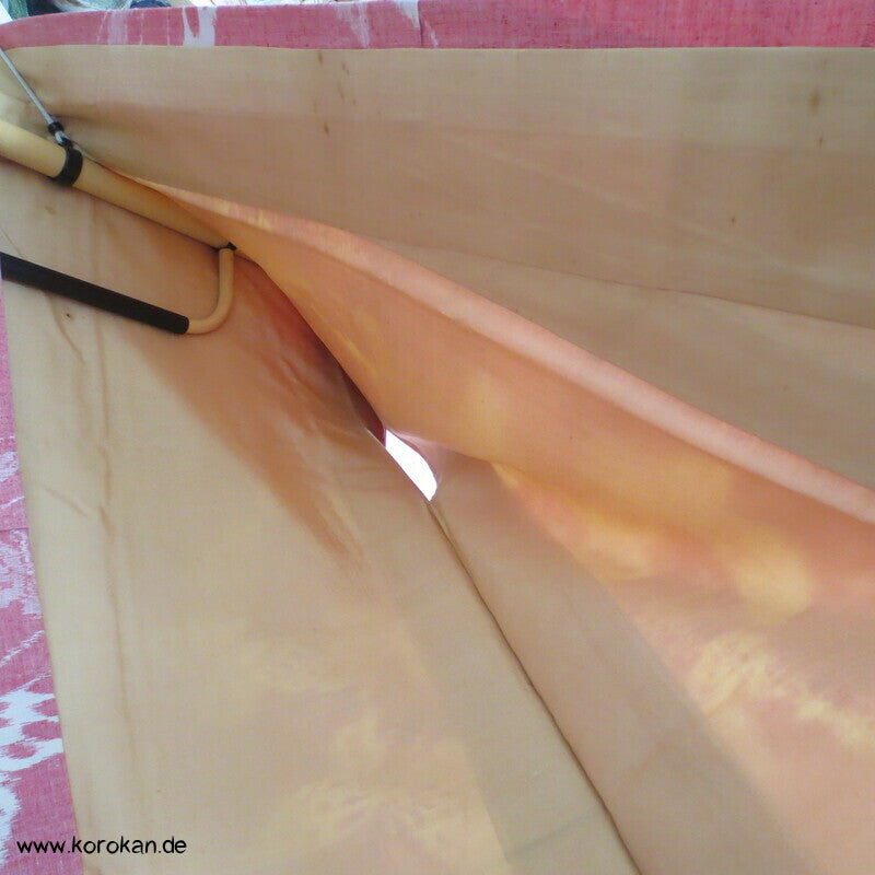 Japan Schmetterlinge auf altrosa Kasuri Tsumugi Seiden Kimono