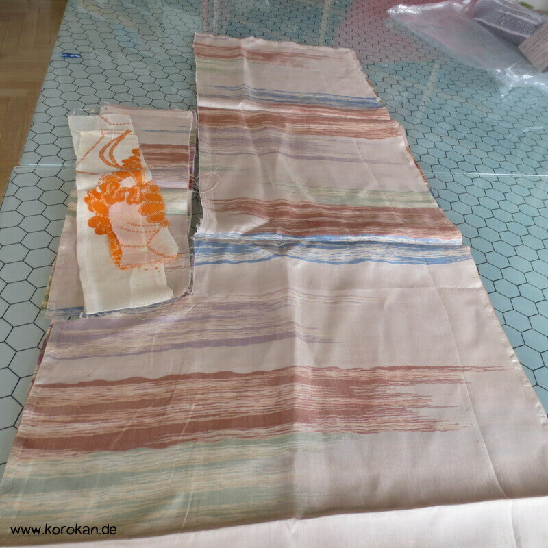 Araihari Haori Kimono Honan Seidenfutterreste, fein gestreift
