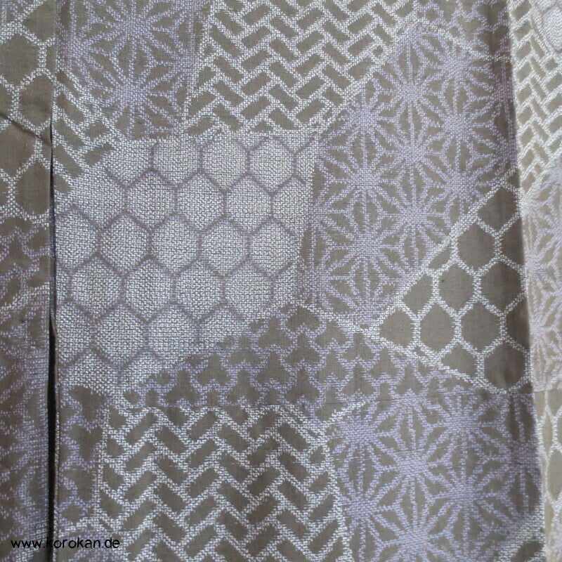 Kiribame Muster Hitoe Tsumugi Kimono