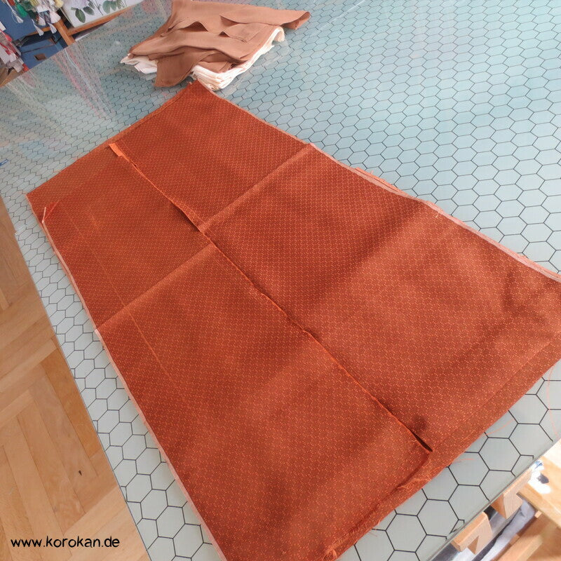 Seidenjacquard Kimono Stoffrest kleine gewebte Kikko in cognac