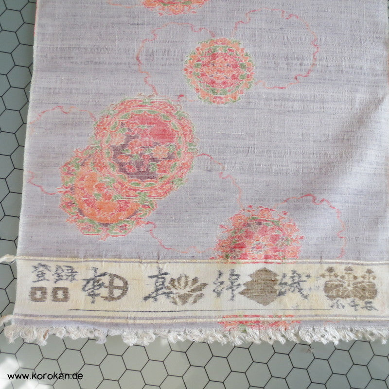silbergrau mit Kasuri Spiegeln Kimono Seiden Tsumugi