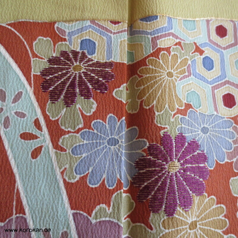 Kicho Kimonohänger auf curry Iro Tomesode Kimono