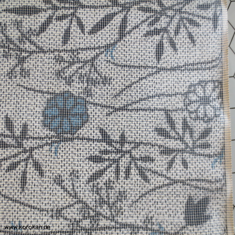 Wiesenmuster von beiden Webkanten Kasuri Tsumugi Kimono Seide