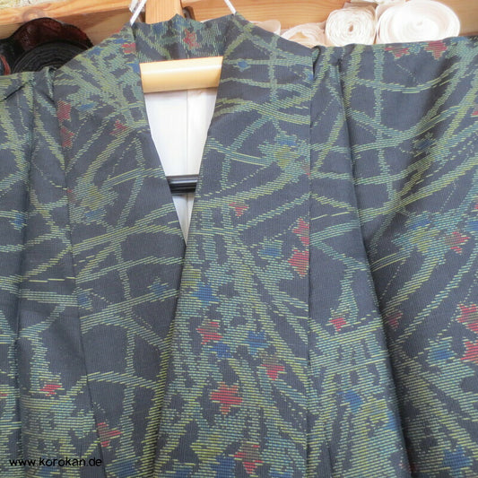 Blumenbüschel Kasuri garngefärbter Tsumugi Seiden Kimono
