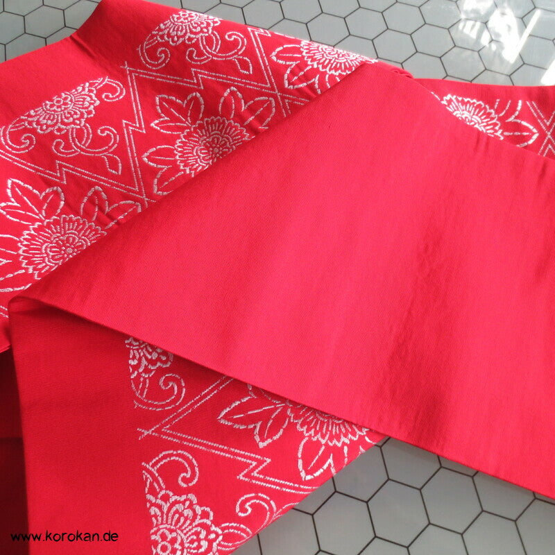 Han Haba Kimono Gürtel rot mit Blütenstreifen
