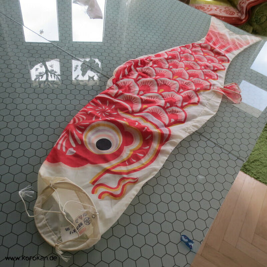 Koinobori rot