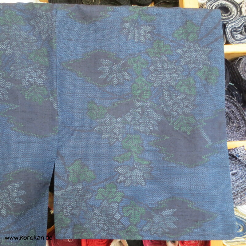 abstrakte Blumen Kasuri Tokamachi Tsumugi Seiden Kimono, teilgefüttert