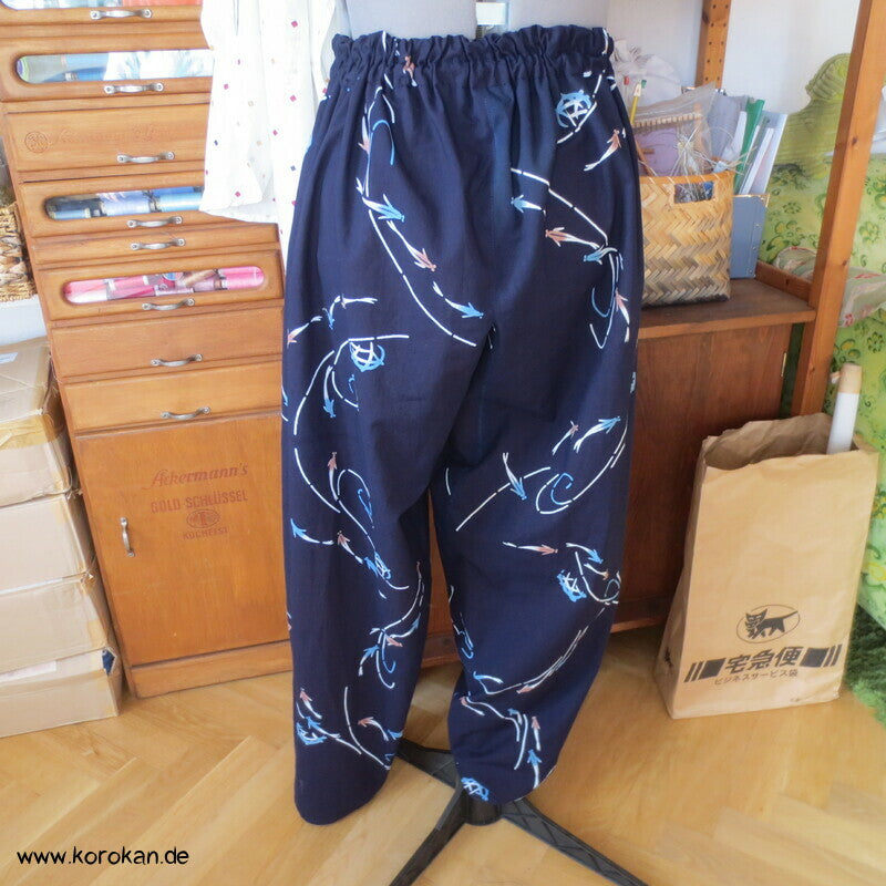 Hose aus Yukata Kimono Baumwolle,Fischschwarm indigo, Durchzugband