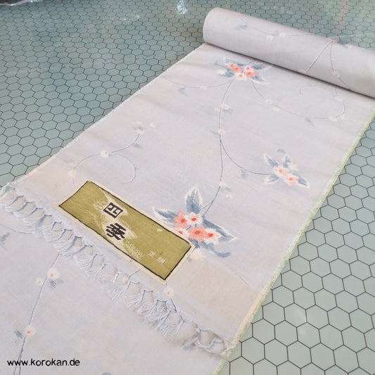 Blumenranken Kasuri Tsumugi Kimono Seide