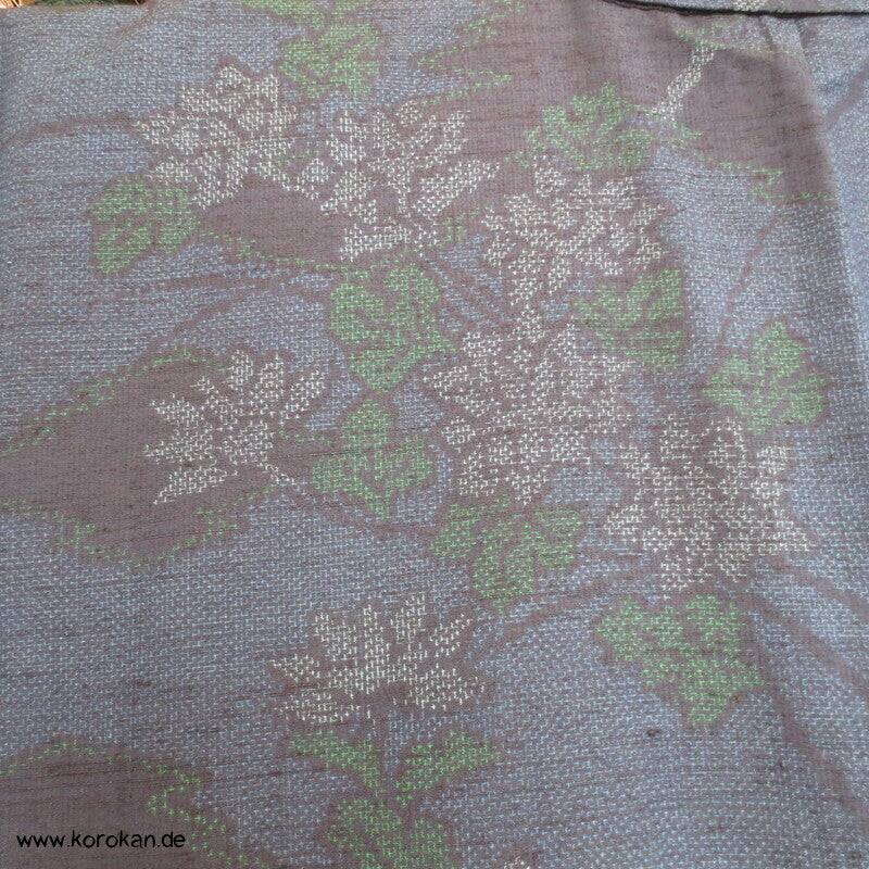 abstrakte Blumen Kasuri Tokamachi Tsumugi Seiden Kimono, teilgefüttert
