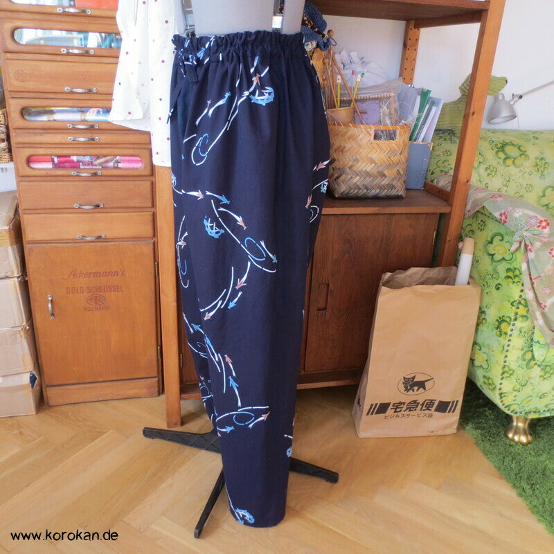 Hose aus Yukata Kimono Baumwolle,Fischschwarm indigo, Durchzugband