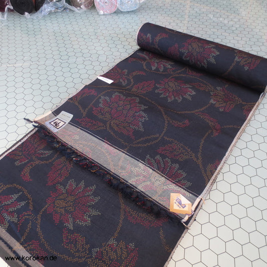 Karakusa Kasuri Arabesken Tanmono Tsumugi Seide