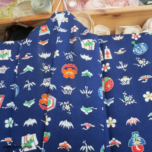 Schätze / Symbole auf blau Komon Kimono Seidencrepe