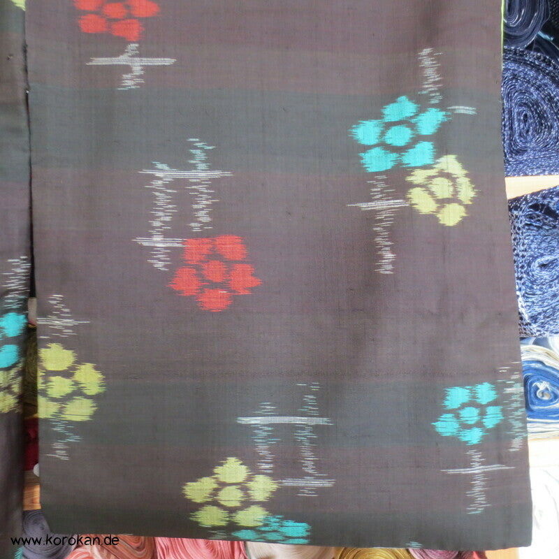 Art deco bunte Blumen auf dunklem Grund Meisen Seiden Kimono