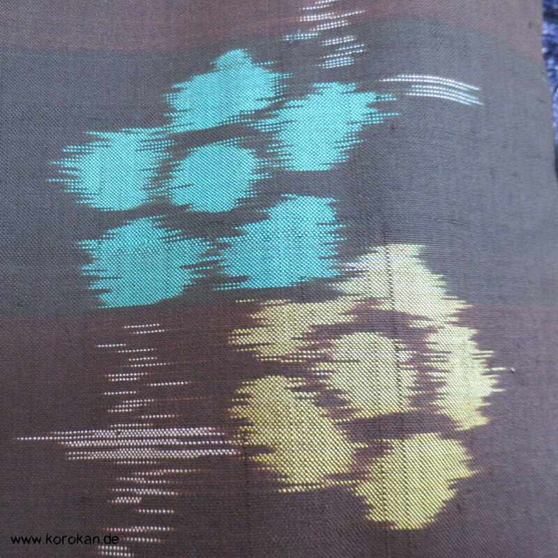 Art deco bunte Blumen auf dunklem Grund Meisen Seiden Kimono
