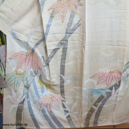 Bambus, Shibori Applikationen, goldbestickt Chu Furisode