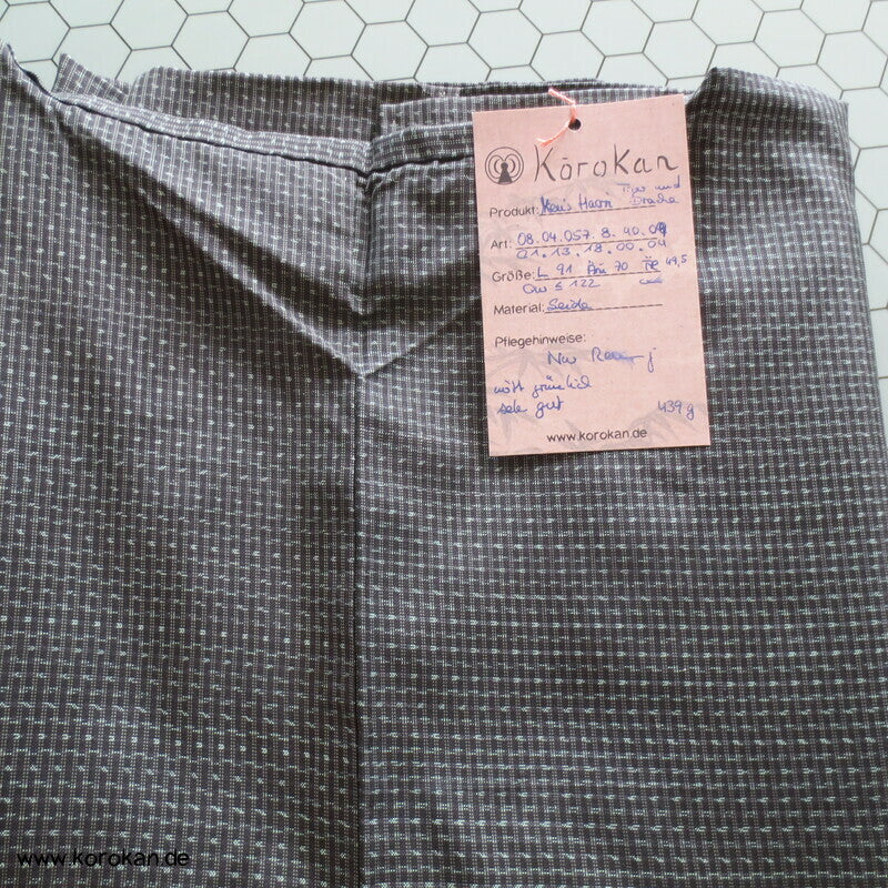 Tsumugi Seiden Haori, schwarz beige mit Tiger und Drachenfutter