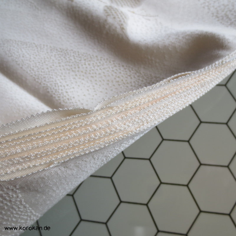 Kakeshita Seidenstoff für Hochzeits Kimono - naturweiß