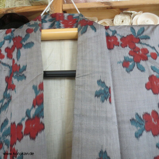 Japan Art Deco Ume Zweige auf blaugrau Meisen Seiden Kimono, nur Material