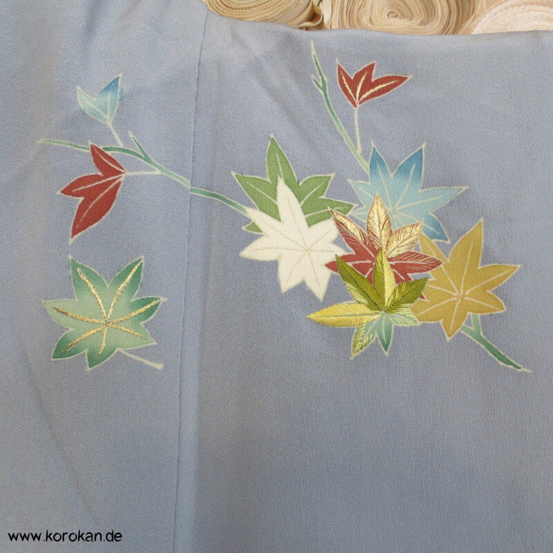 Kicho Vorhangwand Homongi Seidencrepe Kimono, teilbestickt