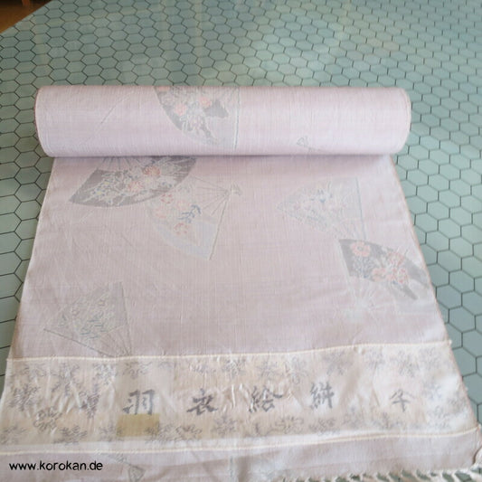 Fächer Kasuri, blasslila Tsumugi Kimono Seide