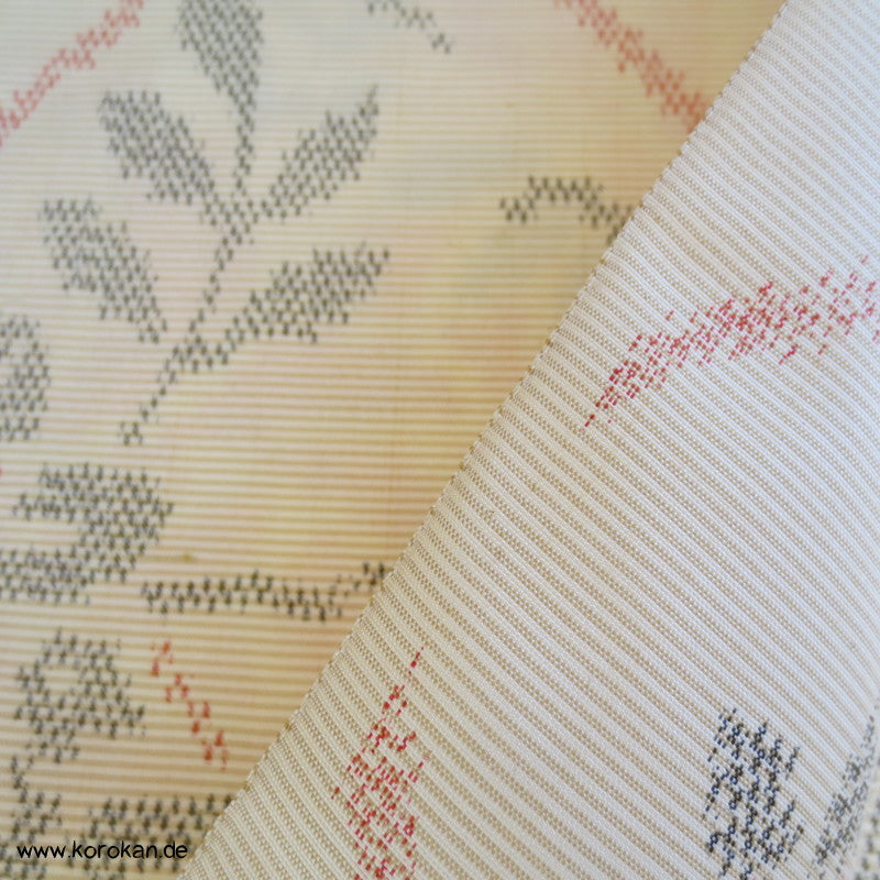 Art Deco Rosen Kasuri Tsumugi Kimono Seiden