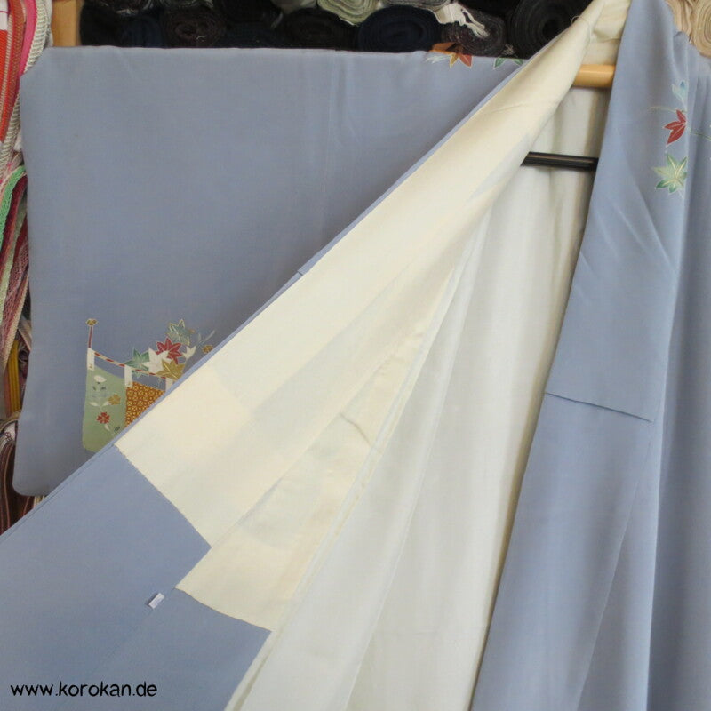 Kicho Vorhangwand Homongi Seidencrepe Kimono, teilbestickt