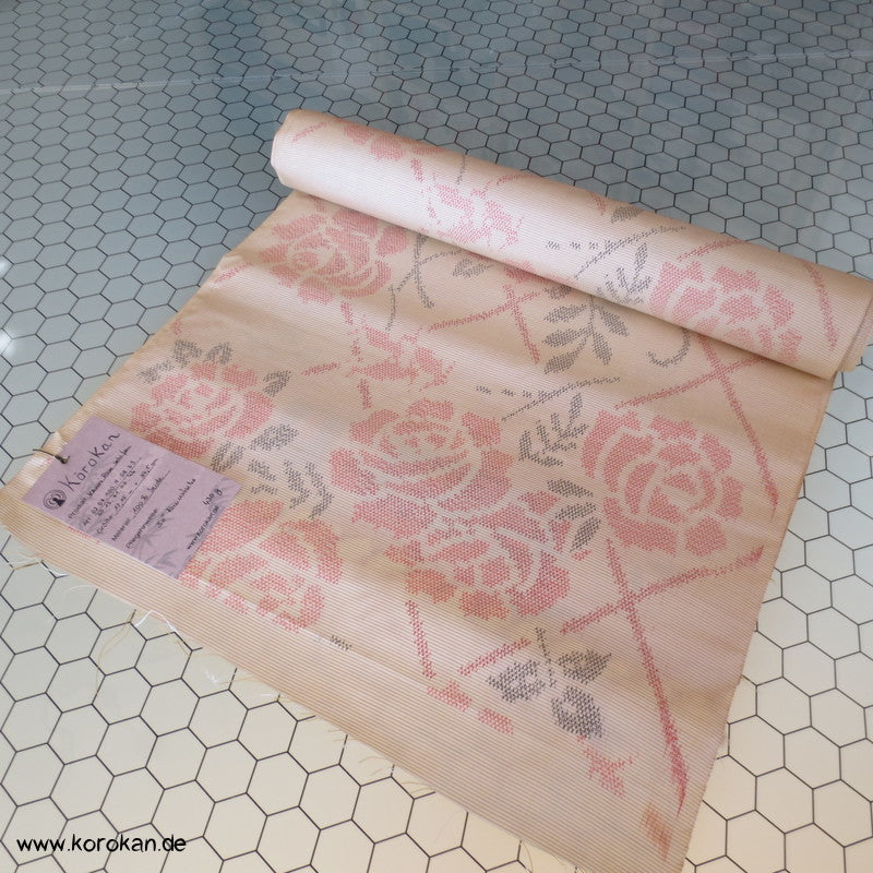 Art Deco Rosen Kasuri Tsumugi Kimono Seiden
