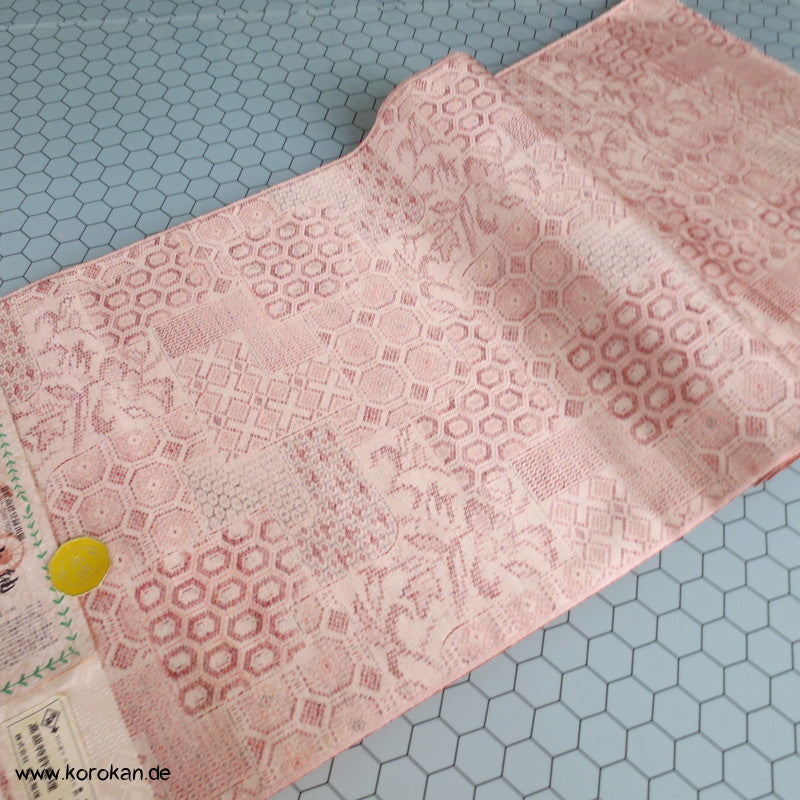 Kiribame Tsumugi Kimono Seiden Jacquard