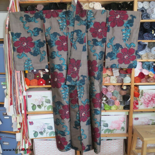 Japan Art Deco Päonien und Arabesken Meisen Seiden Kimono